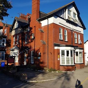Ivanhoe Guest House
